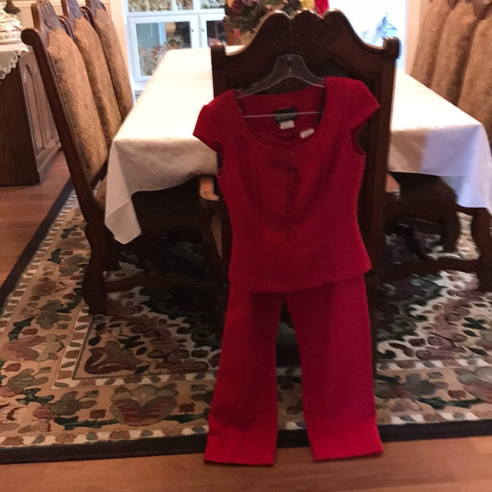 Brioche of California red pantsuit, Size 3/4